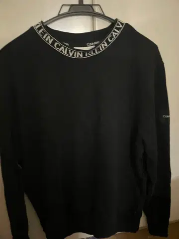 캘빈 클라인 블랙 맨투맨 S