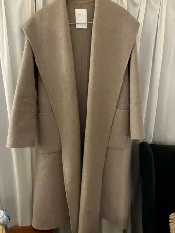 노블 super160 리버 드레이프 칼라 코트 베이지