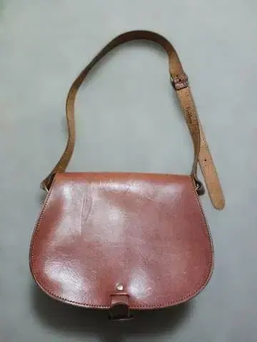브라운 가죽 숄더백 빈티지