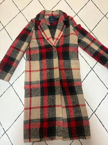 ZARA 체크 롱 코트