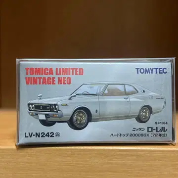 토미카 리미티드 빈티지 네오 닛산 로렐 하드탑 2000SGX