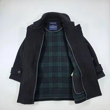 LONDON TRADITION 블랙 더플 코트
