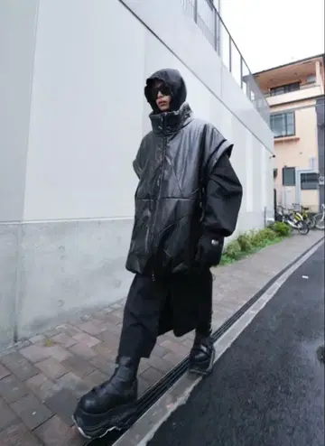 DIG YOUR OWN GRAVE 가죽 자켓 블랙 블랙