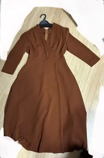 STRAWBERRY-FIELDS 브라운 롱 원피스