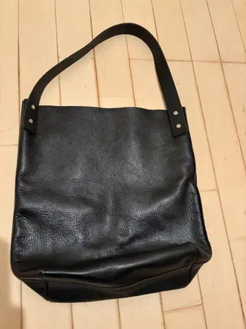 템베아 TEMBEA 바게트 토트 가죽