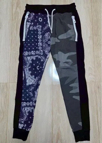 1PIU1UGUALE3 조거 팬츠