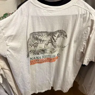 BANANA REPUBLIC 호랑이 프린트 티셔츠