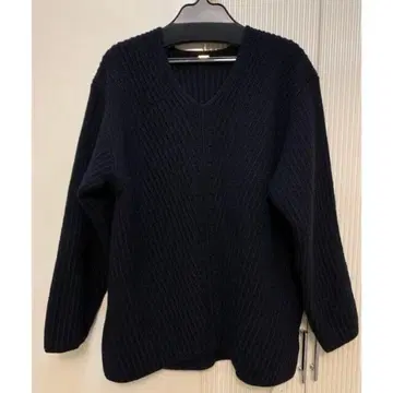 정가 9680엔 택 포함 새상품 milaowen 아제 V넥 니트