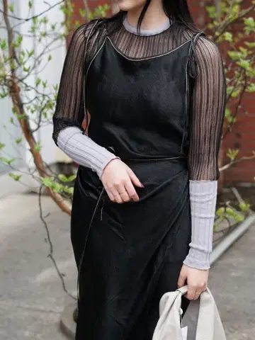 CFCL LUCENT TOP 1 니트탑 블랙 그레이