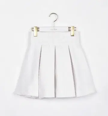 evelyn 볼륨 턱 스커트 흰색 화이트