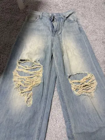 EVRIS 데미지 가공 청바지