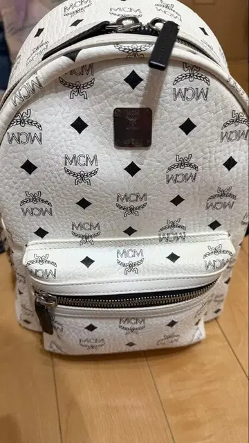 MCM 백팩 화이트 스몰 사이즈
