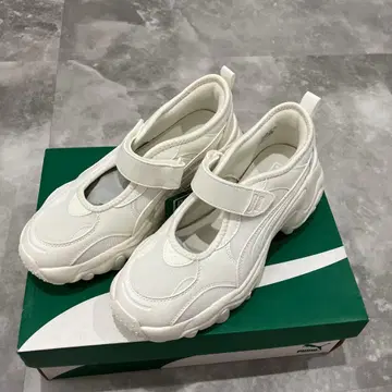 푸마 화이트 스니커즈 벨크로 테이프