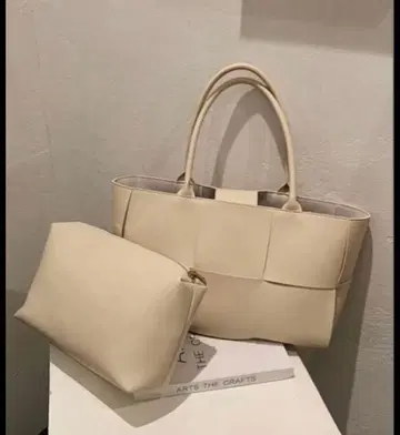 새상품급 토트백