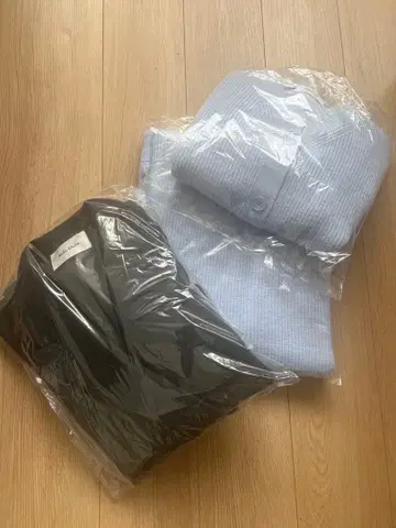 Mila Owen 셋업 스카이블루 스커트&가디건&코트