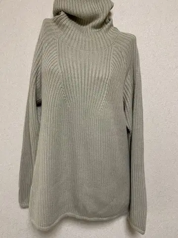 택 포함 미사용 C 터틀넥 니트 긴팔