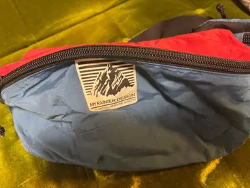 MT RAINIER DESIGN 백팩 파랑과 빨간색