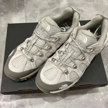 THE NORTH FACE 트레킹 슈즈 그레이