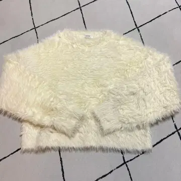 LOWRYS FARM 샤기 니트 풀오버