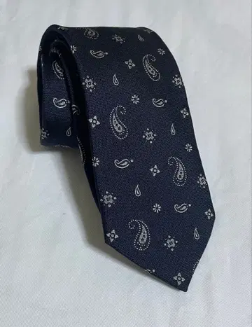 유나이티드 애로우즈 그린 라벨 페이즐리 무늬 네이비 넥타이