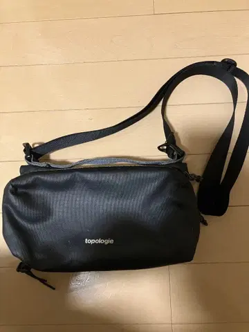 topologie 블랙 사코슈