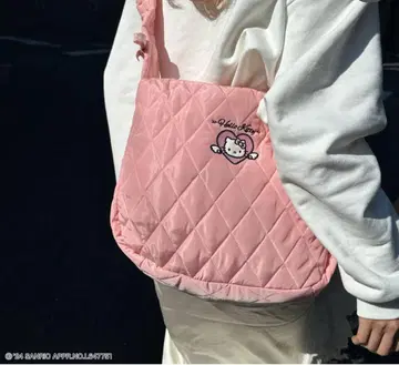 산리오 스핀스 키티 백