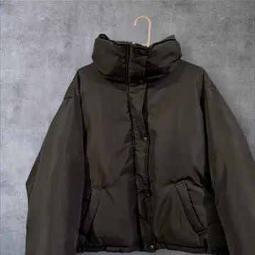 [ 새상품급 ] 블랙 숏 다운 자켓