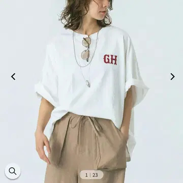 ROSE BUD 빅 티셔츠 안티카 좋아하시는 분께 추천