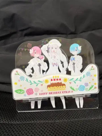 리제로 에밀리아 벌스데이 2019 아크릴 멀티 스탠드