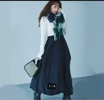 새상품급 emmi 턱 볼륨 벌룬 스커트 완판 파티