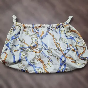 새상품 Myu 스카프 숄더백 체인 패턴 드로우 스트링 백