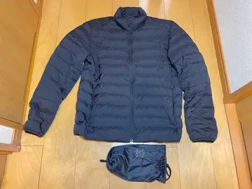 유니클로 울트라 라이트 다운 자켓 네이비 L 사이즈