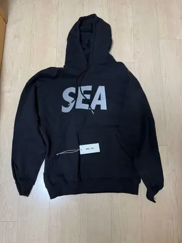SEA WIND AND SEA 후디