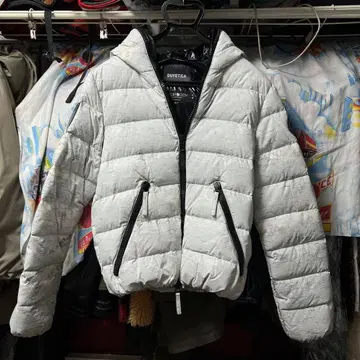 DUVETICA HYDROGEN 콜라보 다운