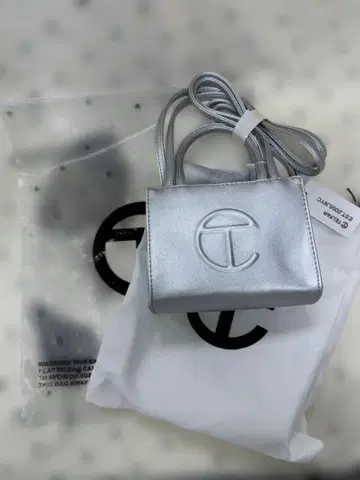 Telfar 실버 숄더백