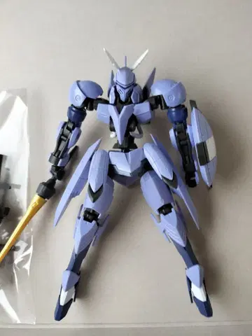 HG 지크루네 통짜 조립 철혈의 오펀스