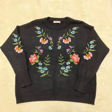 FREAK'S STORE 꽃무늬 자수 니트