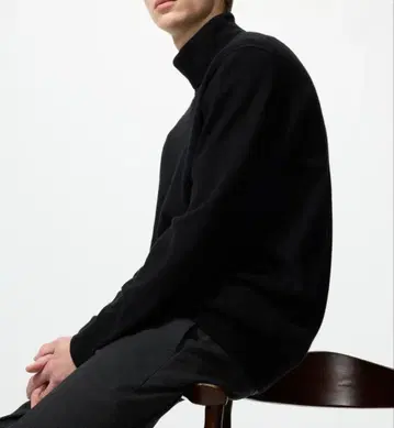 유니클로 캐시미어 터틀넥 스웨터 블랙 XS