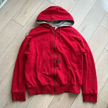 Dickies 빨간색 후드 부착 후드티