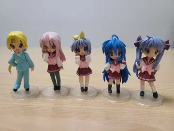 러키스타 피규어 5개