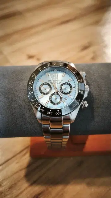 HYAKUICHI 101 (햐쿠이치) 의 크로노그래프