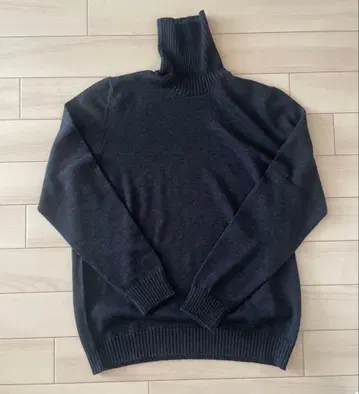 돌모어 니트 네이비 52