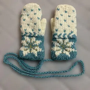 눈꽃송이 무늬 니트 미튼 미사용품