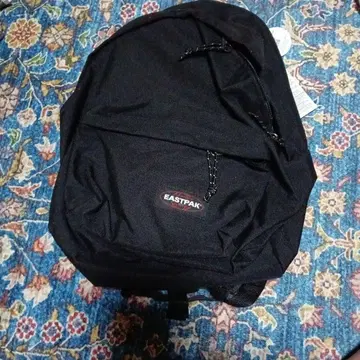 EASTPAK 블랙 백팩