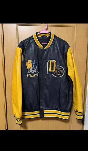 ZARA 블랙/옐로우 컬러 바시티 자켓 L