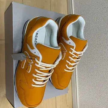 [ 새상품 미사용 ] SANGACIO 뉴즈 스니커즈 [ 오렌지 ]