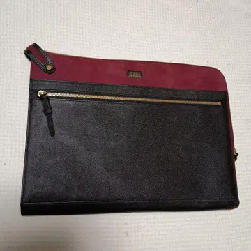 WISCE EMBOSSING LEATHER CLUTCH (L)