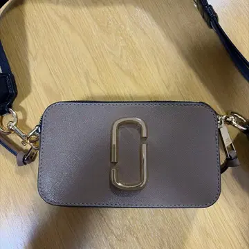 마크제이콥스의 숄더백