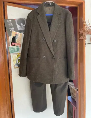 UNIQLO 브라운 아가일 체크 셋업