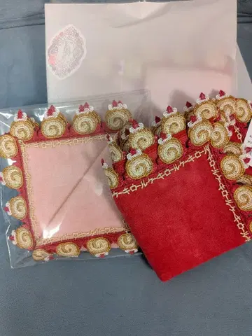 치카자와 레이스 손수건 롤케이크 빨간색 & 핑크 2종